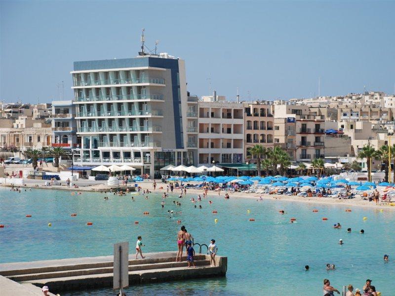 Water'S Edge Hotel Birżebbuġa Exteriör bild