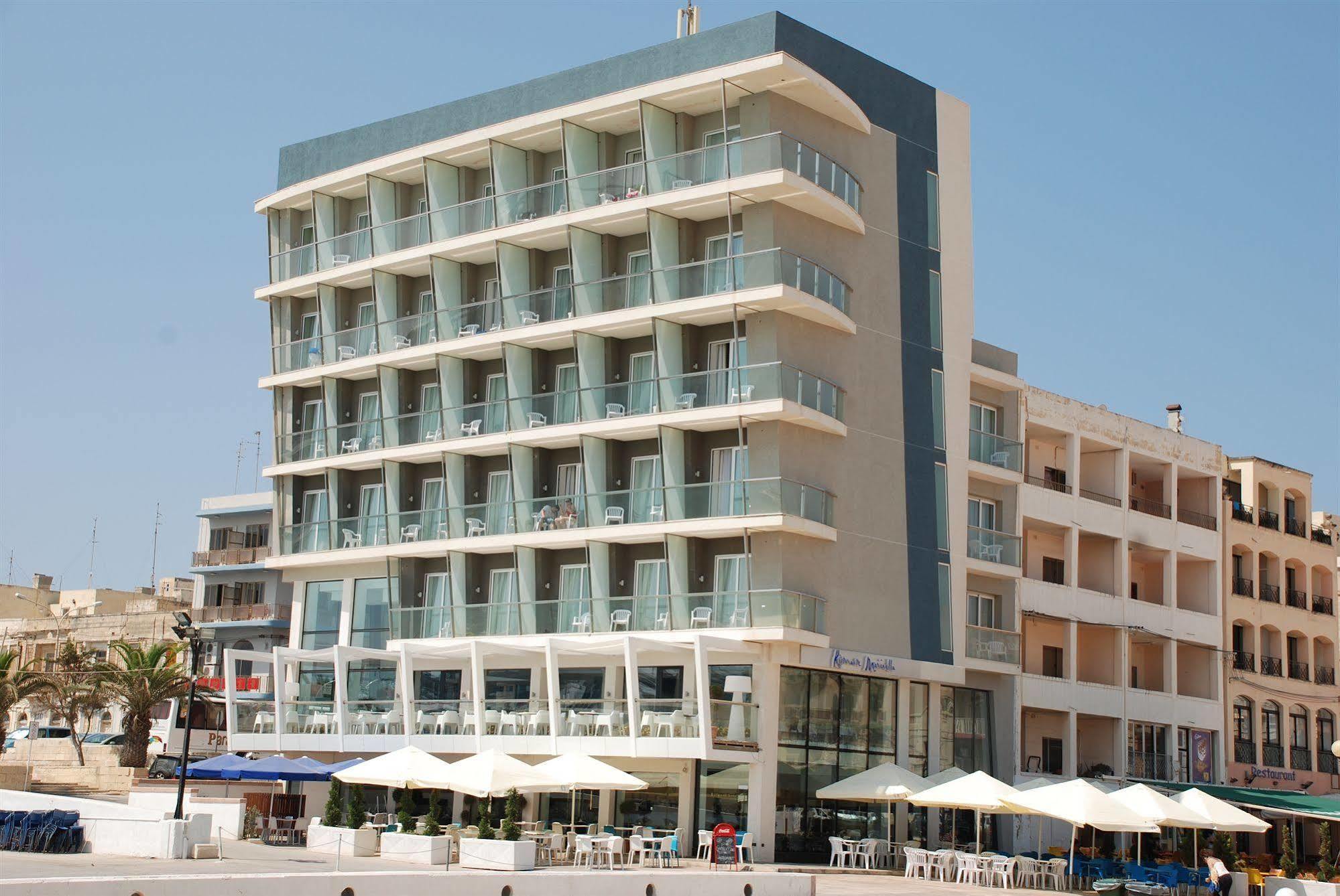 Water'S Edge Hotel Birżebbuġa Exteriör bild